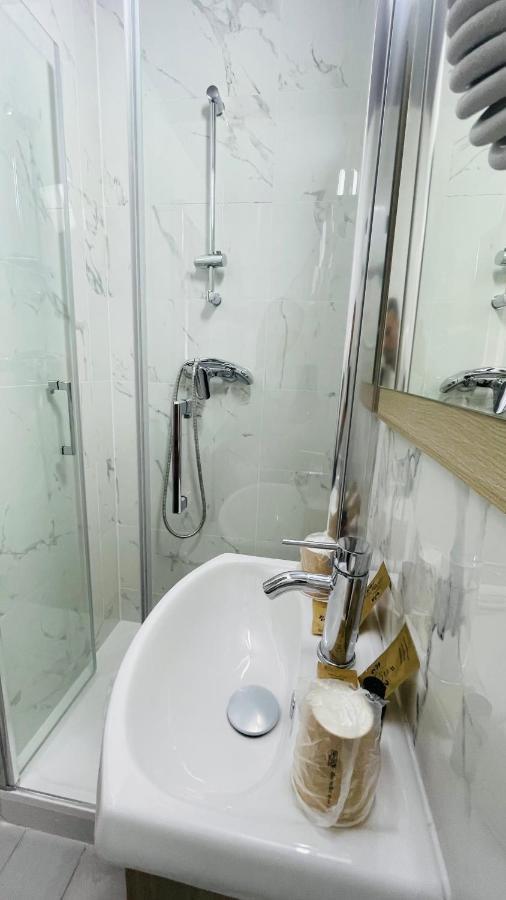 Hotel Louvain Παρίσι Εξωτερικό φωτογραφία