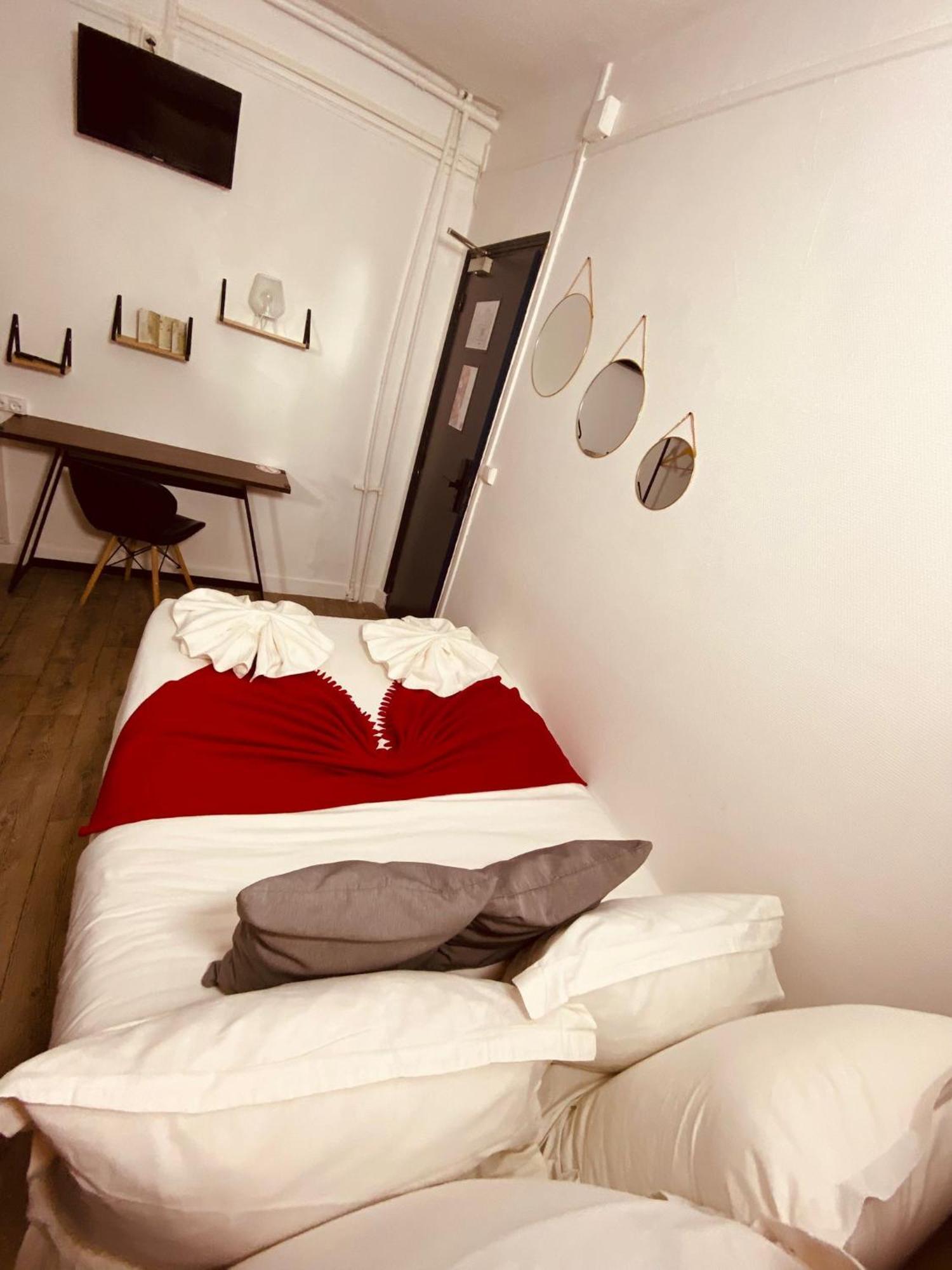 Hotel Louvain Παρίσι Δωμάτιο φωτογραφία