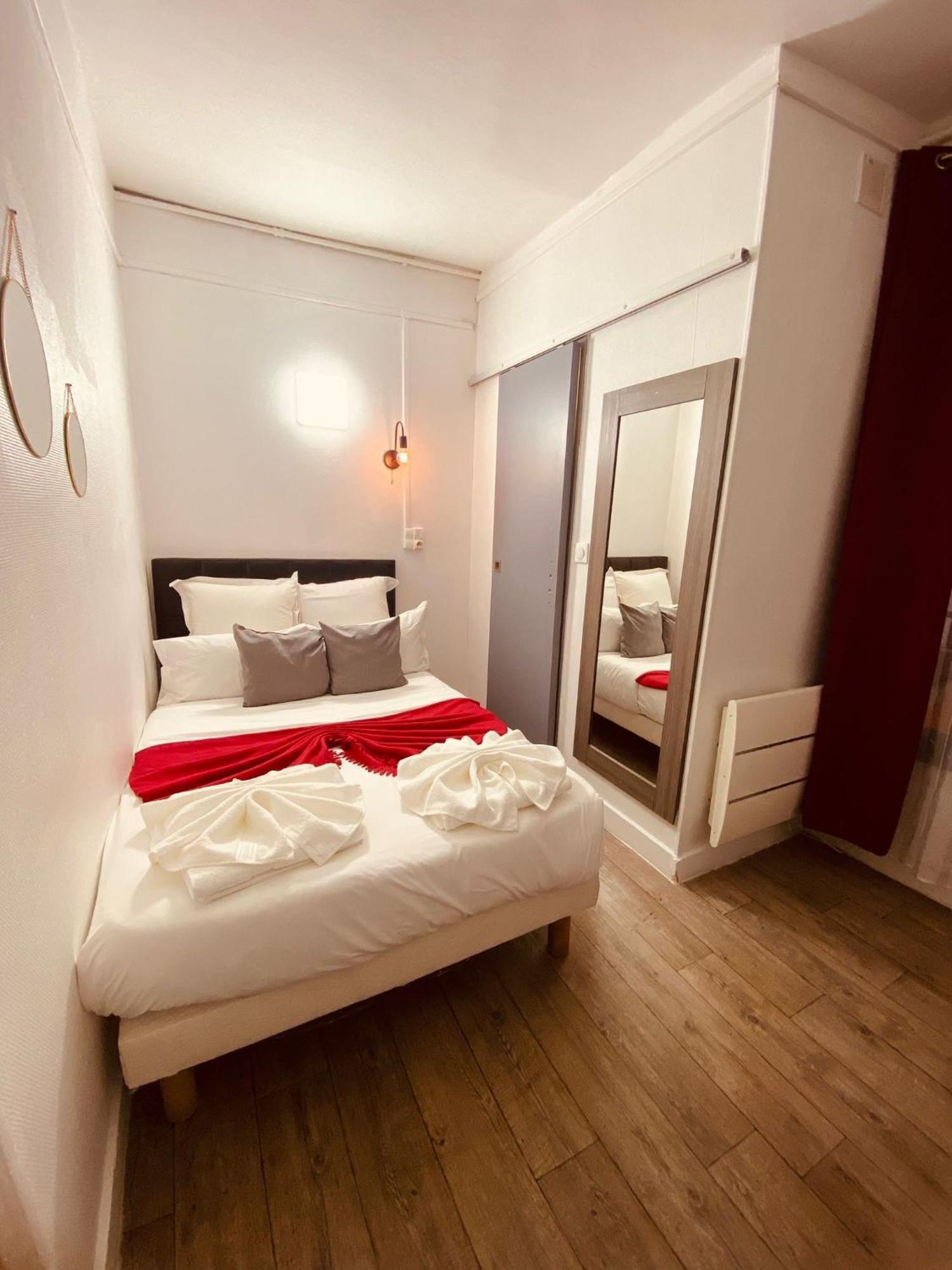Hotel Louvain Παρίσι Δωμάτιο φωτογραφία